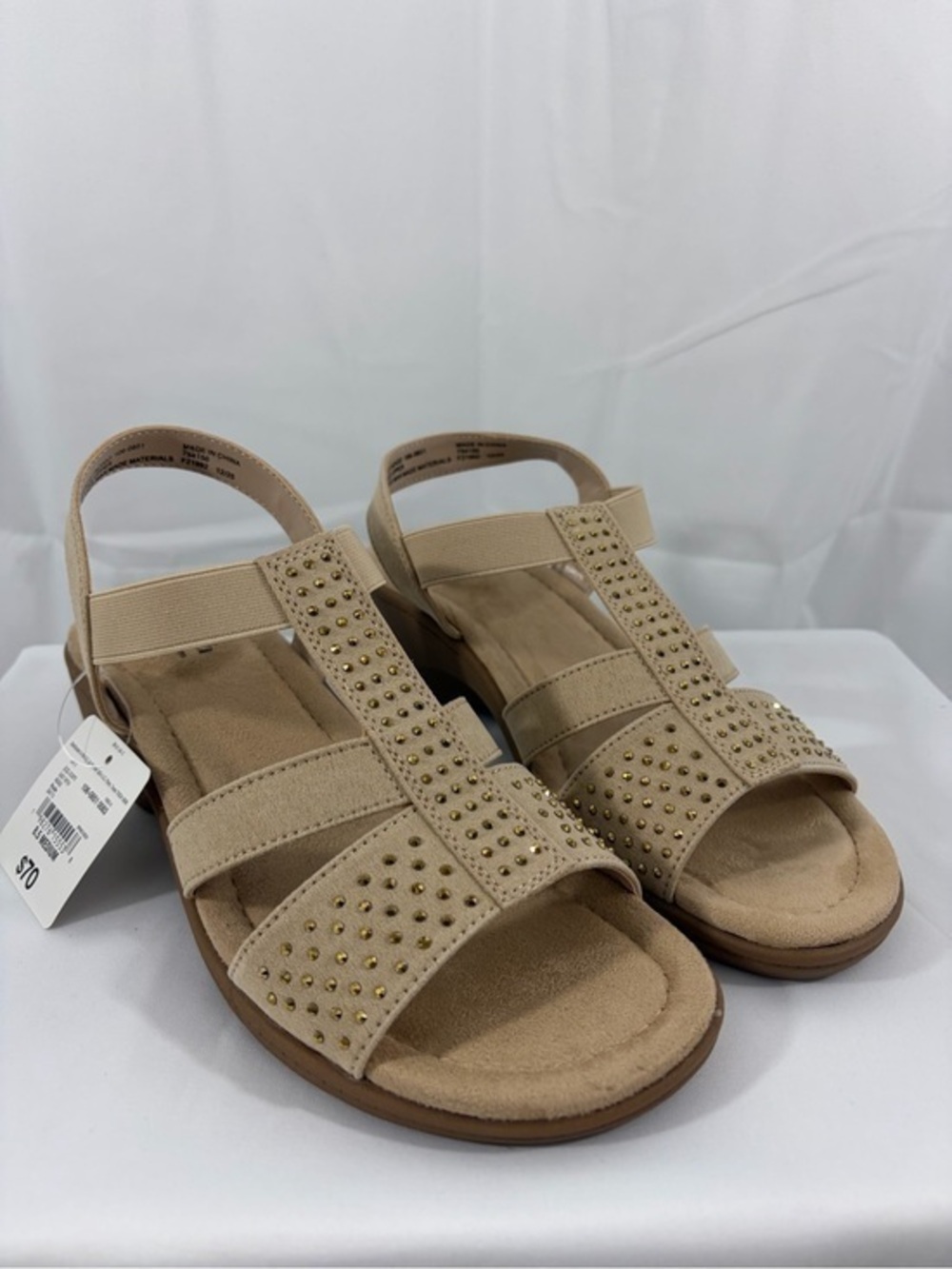 NWT East 5th Women’s Size 8.5 Beige Studded Comfort Sandals